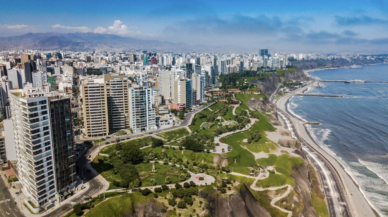 Inmobiliaria en Miraflores 1 - Departamentos con espacios funcionales en Lima: una inversión que prioriza la comodidad y el diseño